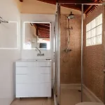 Willa Comfortable 4-bedroom With Private Gardens Costa Adeje (Tenerife)