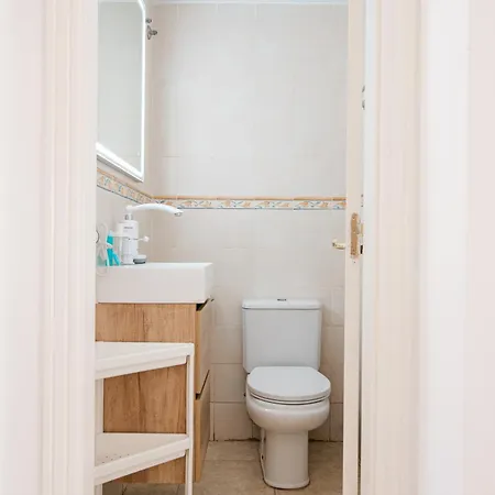 Comfortable 4-bedroom With Private Gardens Villa