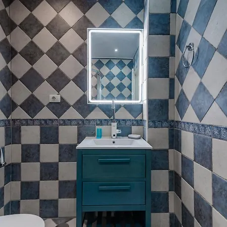 Villa Comfortable 4-bedroom With Private Gardens Costa Adeje (Tenerife)