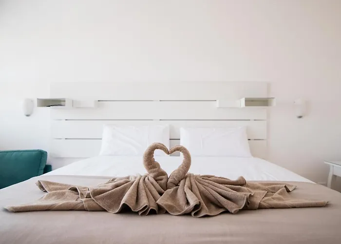 Comfortable 4-bedroom With Private Gardens * Costa Adeje (Tenerife)